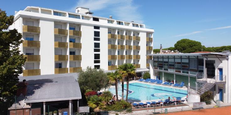 Grand Hotel Esplanada thumbnail