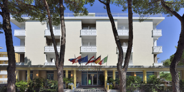 Hotel Golf thumbnail