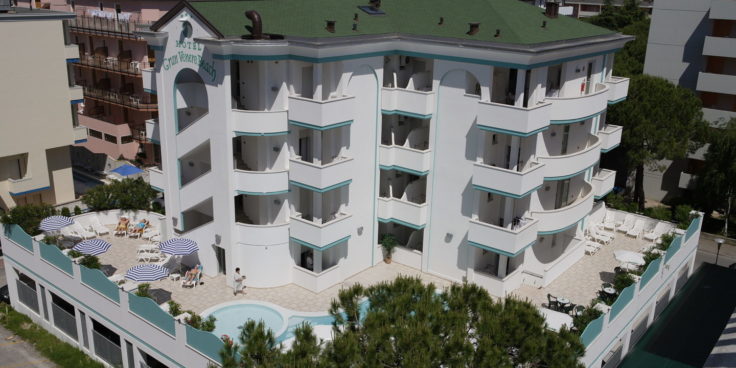 Hotel Gran Venere Beach thumbnail