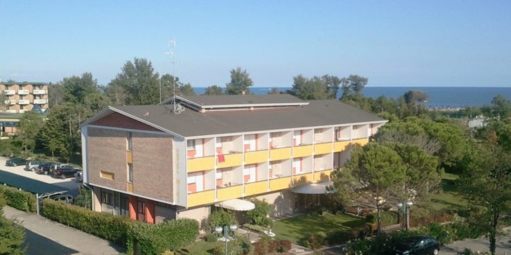Hotel Hiki thumbnail