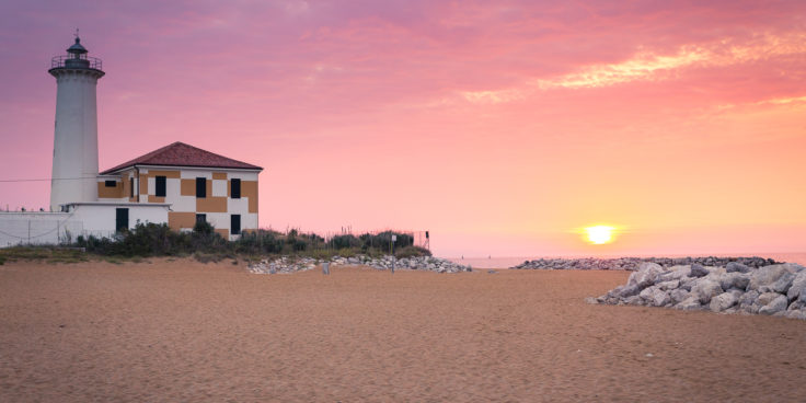 The lighthouse of Bibione – opening hours and ways thumbnail
