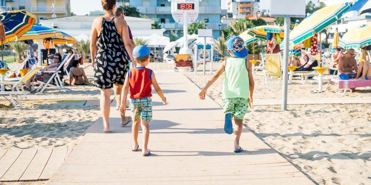 Wo man in Bibione am besten in der Nähe vom Strand übernachten kann thumbnail