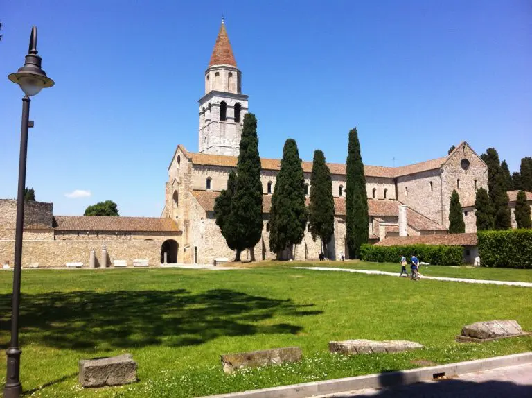 Basilica-di-Aquileia_pixabay_15.10.2018-768x574.jpg